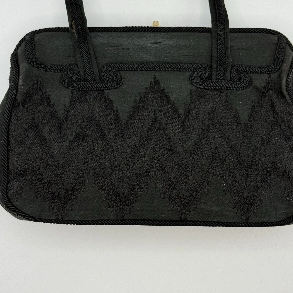 Vtg Cesare Piccini Black Bag Embroidered Motif Push Lock Made in Italy‎ *read